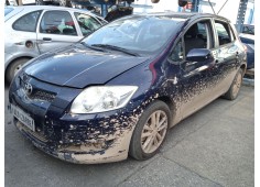 toyota auris (_e15_) del año 2009