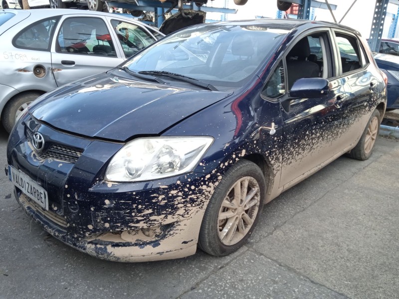 toyota auris (_e15_) del año 2009