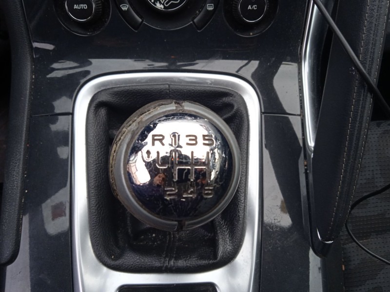 peugeot 3008 i monospace (0u_) del año 2011