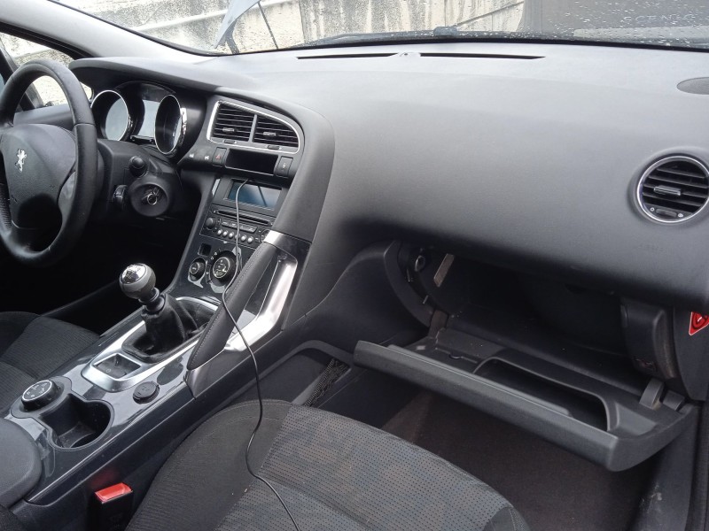 peugeot 3008 i monospace (0u_) del año 2011