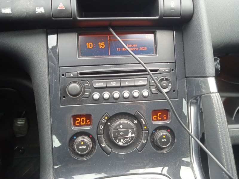 peugeot 3008 i monospace (0u_) del año 2011