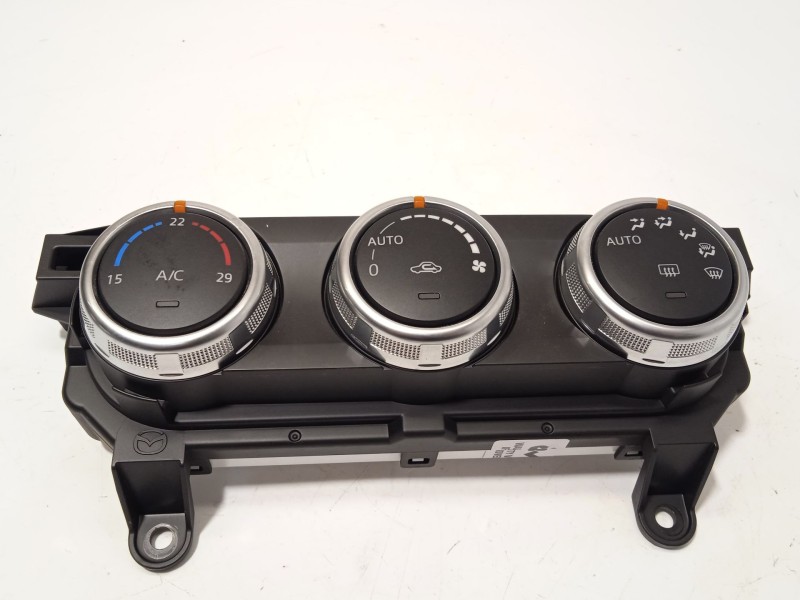 Recambio de mando climatizador para mazda cx-3 (dk) 2.0 skyactiv-g referencia OEM IAM DH0P61190E  