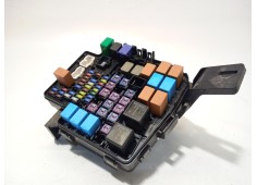 Recambio de caja reles / fusibles para mazda cx-3 (dk) 2.0 skyactiv-g referencia OEM IAM D09W66767 D09W66760  2