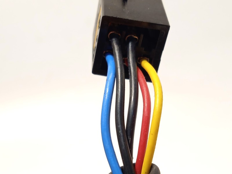 Recambio de retrovisor izquierdo para opel meriva b monospace (s10) 1.6 cdti (75) referencia OEM IAM 13329818  