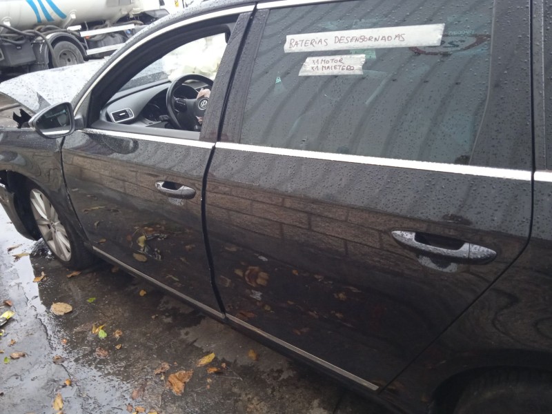 volkswagen passat b7 variant (365) del año 2013