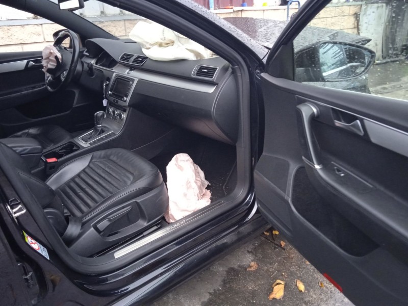 volkswagen passat b7 variant (365) del año 2013