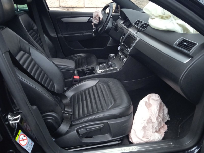 volkswagen passat b7 variant (365) del año 2013