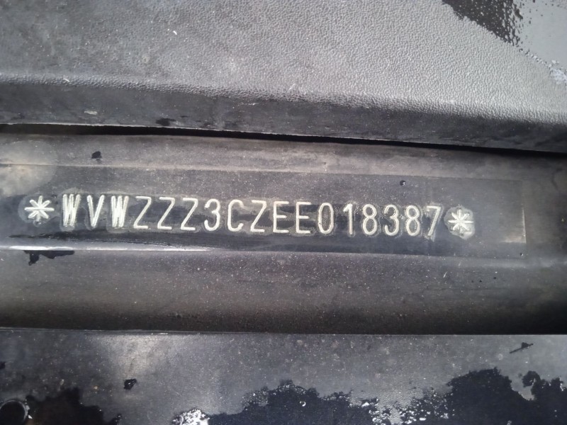 volkswagen passat b7 variant (365) del año 2013