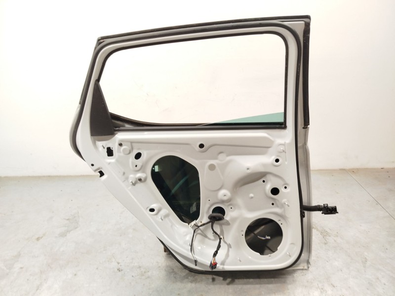 Recambio de puerta trasera izquierda para seat leon (kl1, klg) 1.0 tsi mild hybrid referencia OEM IAM 5FA833051C  