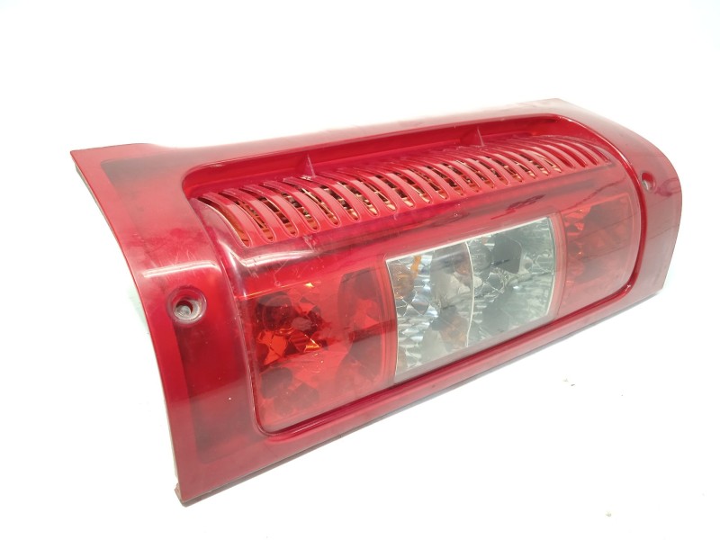 Recambio de piloto trasero izquierdo para peugeot boxer autobús (244, z_) 2.2 hdi referencia OEM IAM 1328428080  