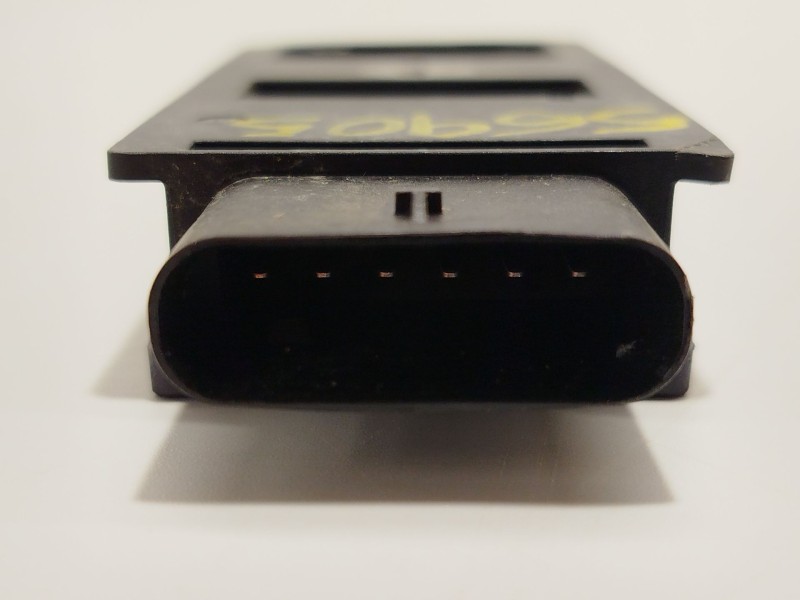 Recambio de antena para seat leon (kl1, klg) 1.0 tsi mild hybrid referencia OEM IAM 5WA962133F  