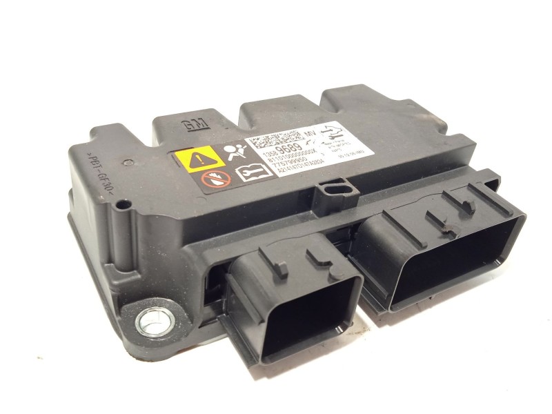 Recambio de centralita airbag para opel meriva b monospace (s10) 1.6 cdti (75) referencia OEM IAM 13589689  775799950