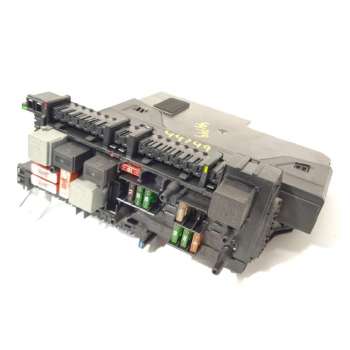CAJA RELES / FUSIBLES 2049060405 5DK01102200