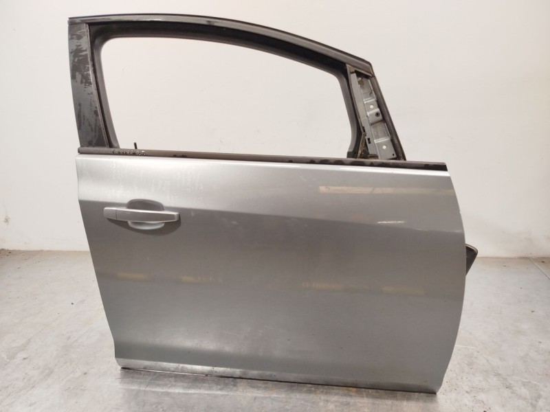 Recambio de puerta delantera derecha para opel astra j (p10) 1.7 cdti (68) referencia OEM IAM 13330766 13330766 