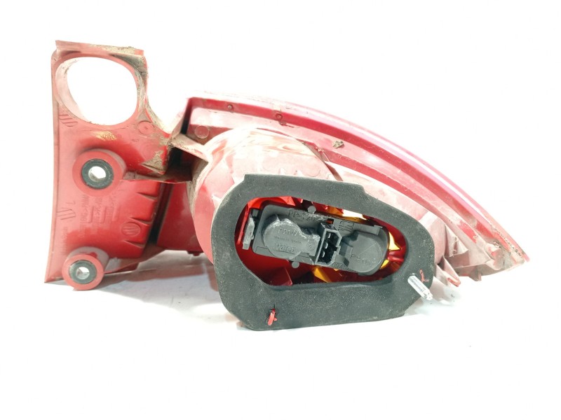 Recambio de piloto trasero izquierdo para seat leon (1p1) 1.6 tdi referencia OEM IAM 1P0945111D  