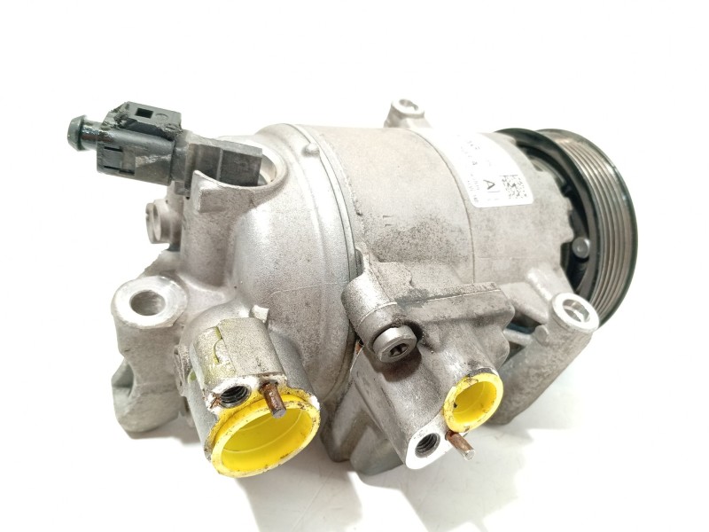 Recambio de compresor aire acondicionado para seat leon (1p1) 1.6 tdi referencia OEM IAM 5N0820803A  