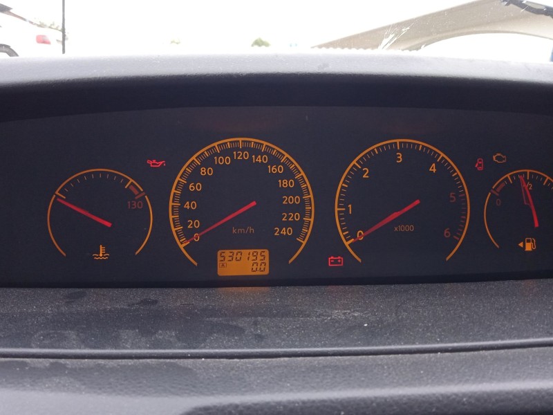 nissan primera (p12) del año 2005