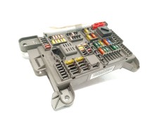 Recambio de caja reles / fusibles para bmw x5 (e70) xdrive 40 d referencia OEM IAM 6931687 61146931687 5189540