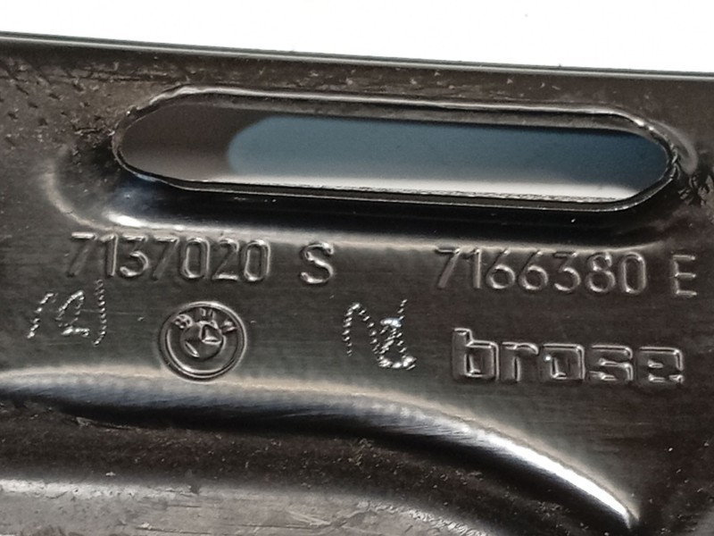 Recambio de elevalunas delantero derecho para bmw x5 (e70) xdrive 40 d referencia OEM IAM 7166380 51337166380 7137020