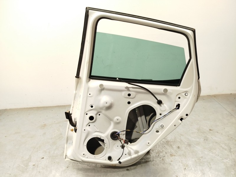 Recambio de puerta trasera derecha para seat arona (kj7, kjp) 1.0 tsi referencia OEM IAM 6F9833052E  