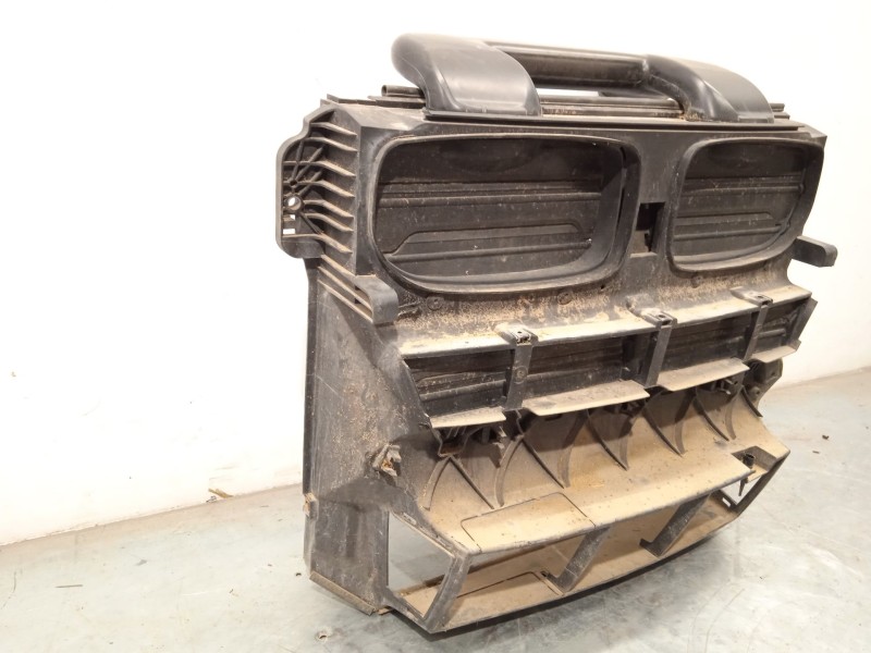 Recambio de rejilla aireadora para bmw x5 (e70) xdrive 40 d referencia OEM IAM 51647222953  