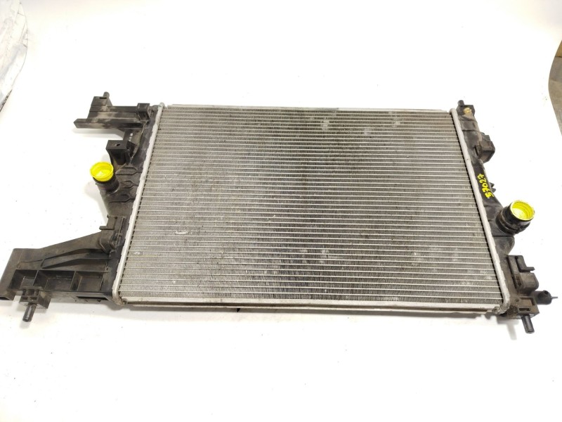 Recambio de radiador agua para opel astra j (p10) 1.7 cdti (68) referencia OEM IAM 13267655  