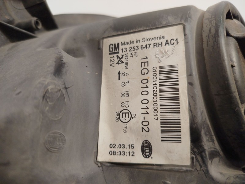 Recambio de faro derecho para opel astra j (p10) 1.7 cdti (68) referencia OEM IAM 13253647  1EG010011