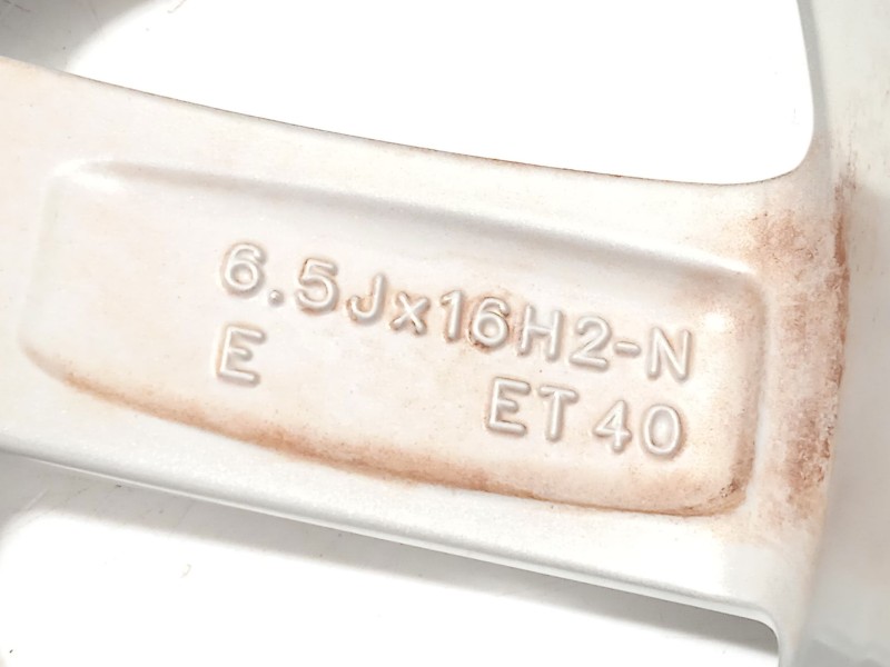 Recambio de llanta para audi a1 sportback (gba) 30 tfsi referencia OEM IAM 82A601025C  