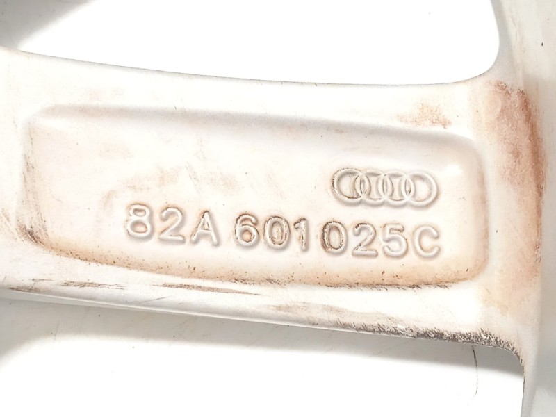 Recambio de llanta para audi a1 sportback (gba) 30 tfsi referencia OEM IAM 82A601025C  