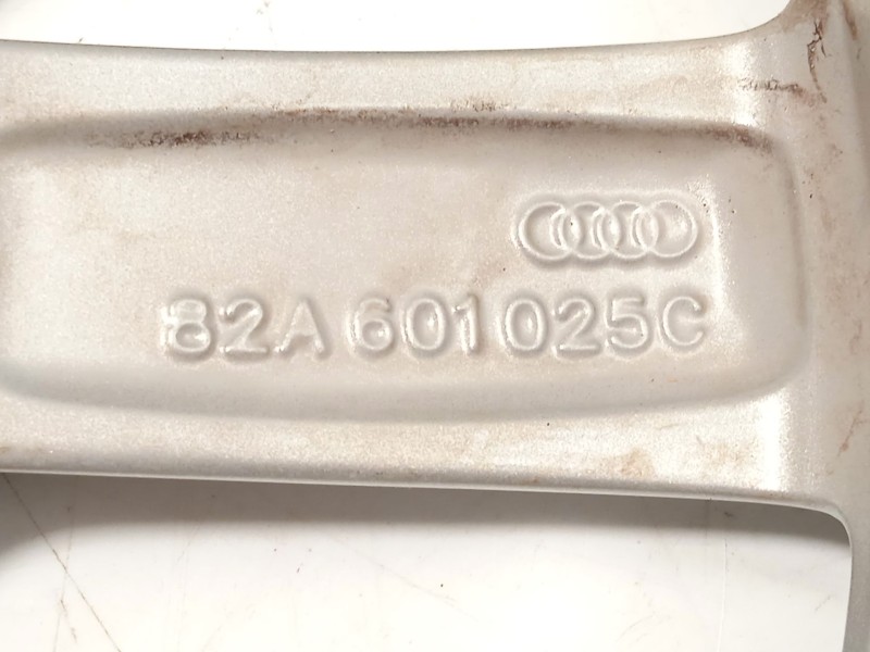 Recambio de llanta para audi a1 sportback (gba) 30 tfsi referencia OEM IAM 82A601025C  