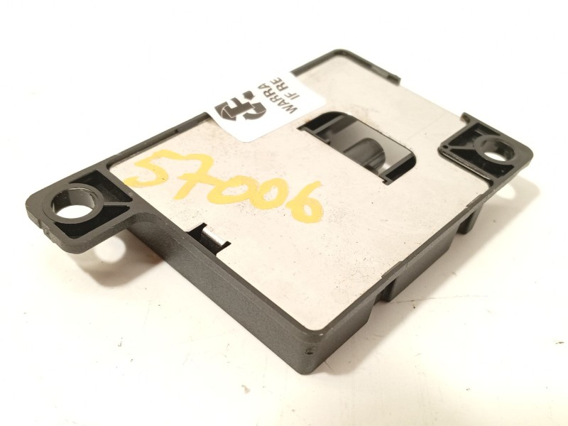 Recambio de antena para bmw x5 (e70) xdrive 40 d referencia OEM IAM 84506928461  