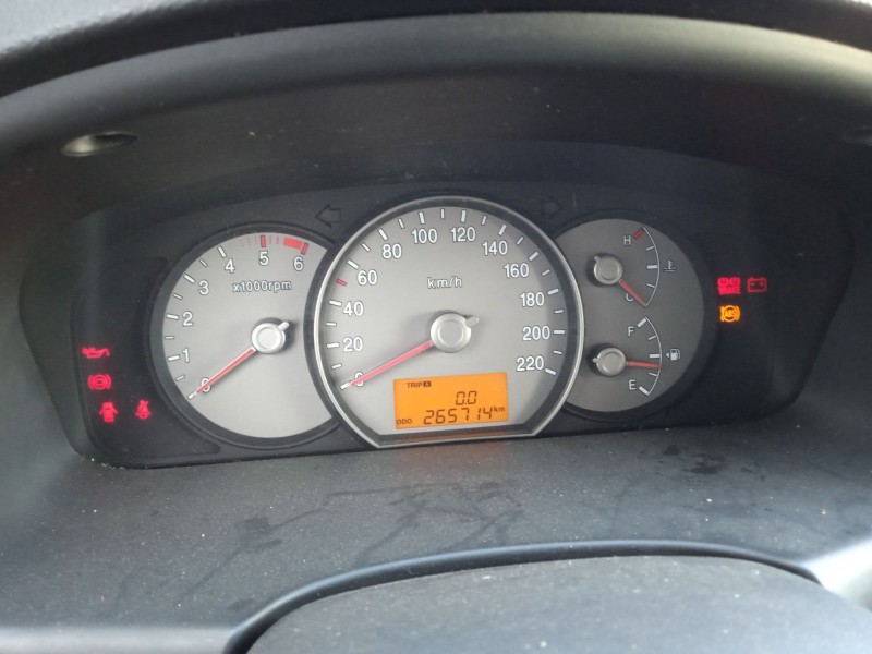 kia carens iii monospace (un) del año 2007