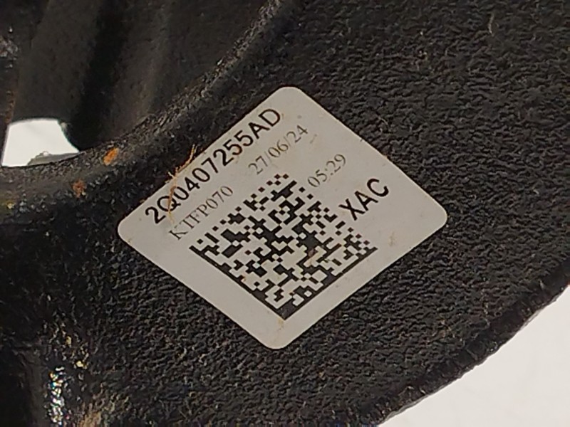 Recambio de mangueta delantera izquierda para seat arona (kj7, kjp) 1.0 tsi referencia OEM IAM 2Q0407255AD  