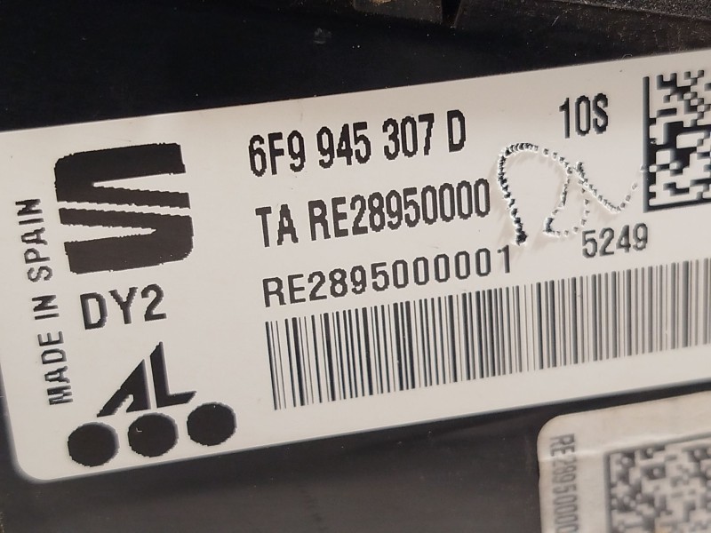 Recambio de piloto trasero izquierdo interior para seat arona (kj7, kjp) 1.0 tsi referencia OEM IAM 6F9945307D  