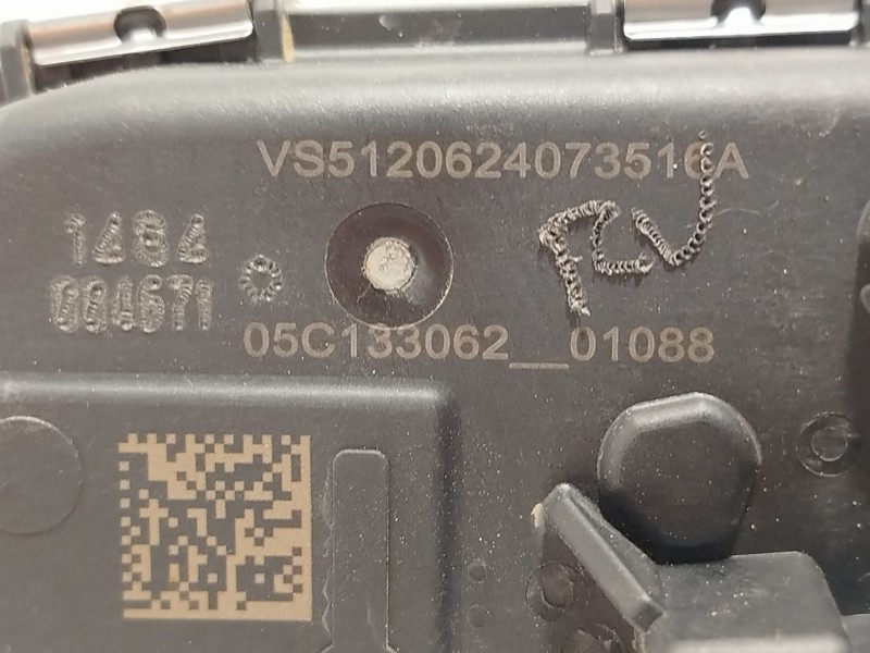 Recambio de caja mariposa para seat arona (kj7, kjp) 1.0 tsi referencia OEM IAM 05C133062  V29090880A