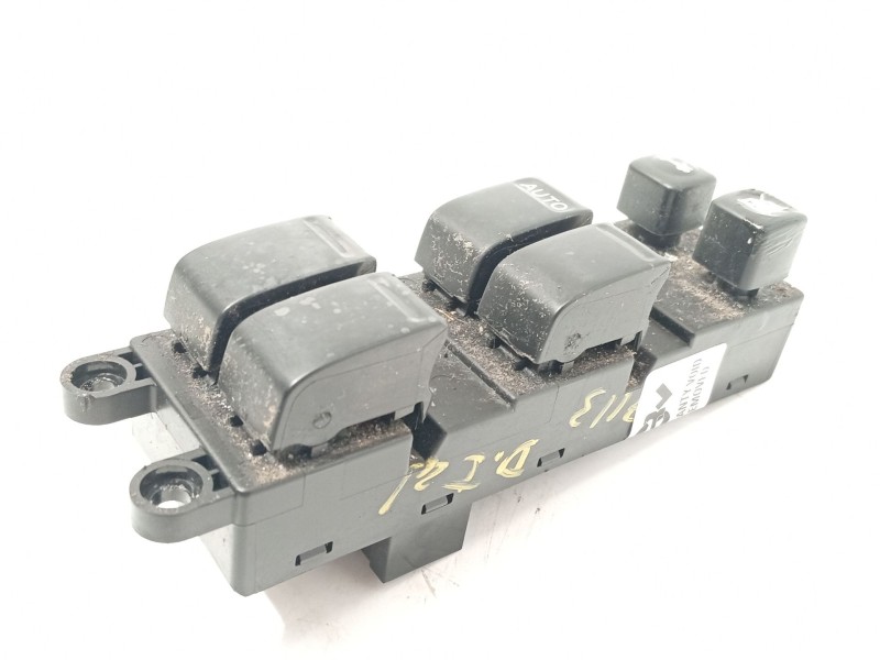 Recambio de mando elevalunas delantero izquierdo para nissan primera (p12) 2.2 dci referencia OEM IAM 25401AV640  