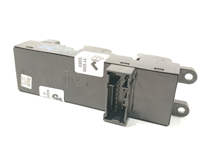 Recambio de mando elevalunas delantero izquierdo para nissan primera (p12) 2.2 dci referencia OEM IAM 25401AV640  