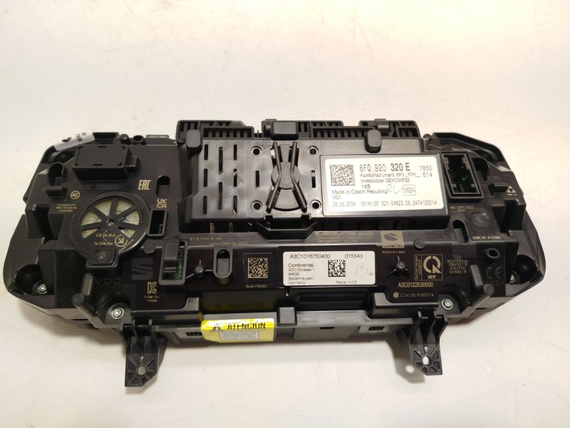 Recambio de cuadro instrumentos para seat arona (kj7, kjp) 1.0 tsi referencia OEM IAM 6F0920320E  