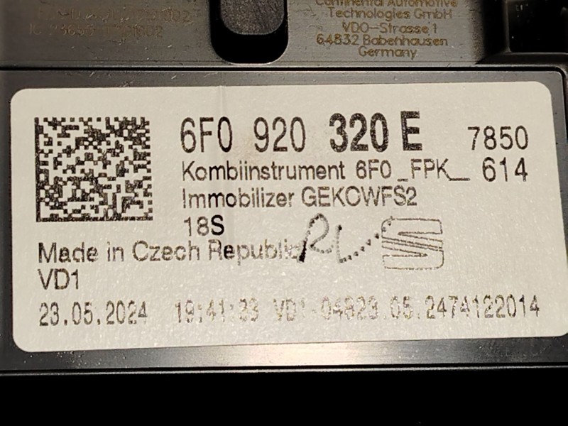 Recambio de cuadro instrumentos para seat arona (kj7, kjp) 1.0 tsi referencia OEM IAM 6F0920320E  
