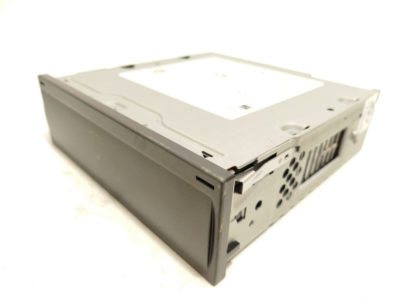 Recambio de sistema audio / radio cd para seat arona (kj7, kjp) 1.0 tsi referencia OEM IAM 575035816  