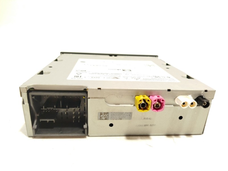 Recambio de sistema audio / radio cd para seat arona (kj7, kjp) 1.0 tsi referencia OEM IAM 575035816  