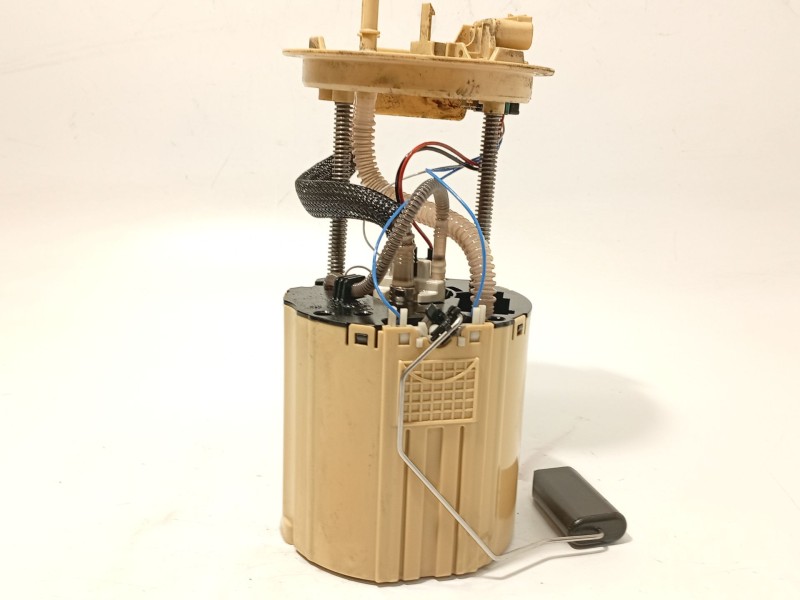 Recambio de bomba combustible para opel astra k (b16) 1.6 cdti (68) referencia OEM IAM 13599389  