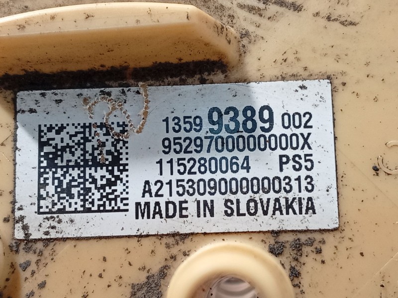 Recambio de bomba combustible para opel astra k (b16) 1.6 cdti (68) referencia OEM IAM 13599389  