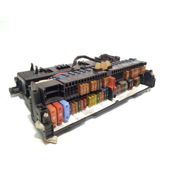 CAJA RELES / FUSIBLES 8364542 8364540