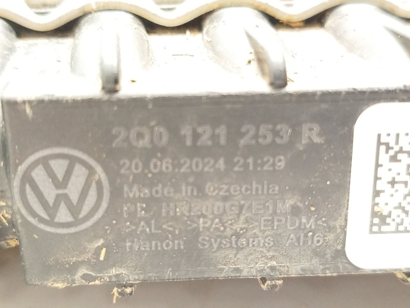 Recambio de radiador agua para seat arona (kj7, kjp) 1.0 tsi referencia OEM IAM 2Q0121253R  