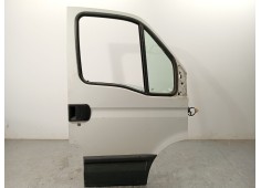 Recambio de puerta delantera derecha para iveco daily vi furgoneta 33s15, 35s15, 35c15 referencia OEM IAM 99969025 99460120 