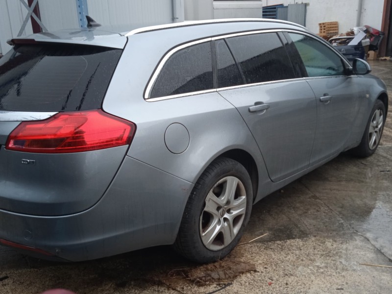 opel insignia a sports tourer (g09) del año 2010