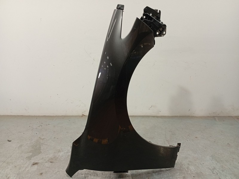 Recambio de aleta delantera derecha para mazda 3 hatchback (bp) skyactiv-x m hybrid referencia OEM IAM BDMT52110  