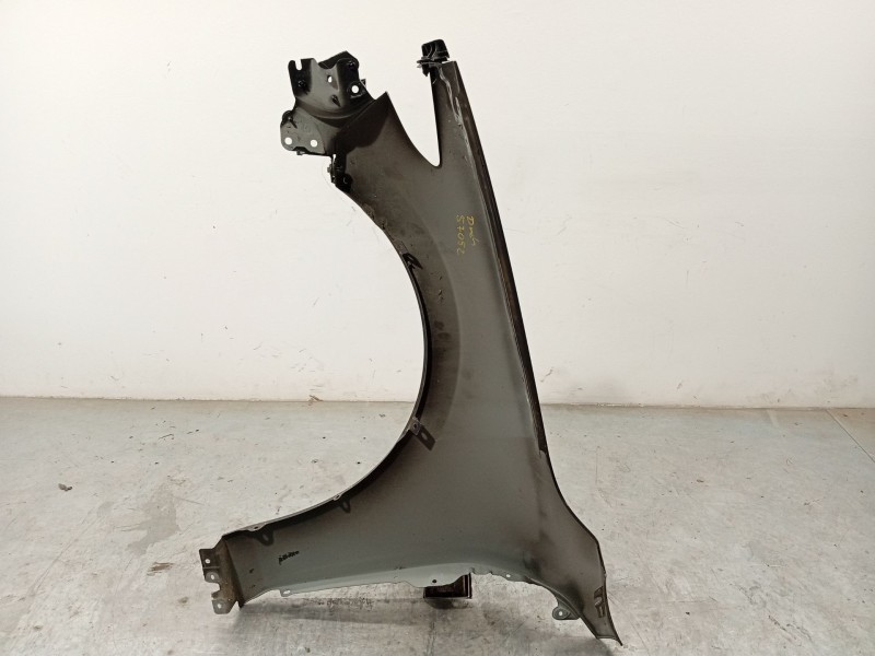 Recambio de aleta delantera derecha para mazda 3 hatchback (bp) skyactiv-x m hybrid referencia OEM IAM BDMT52110  