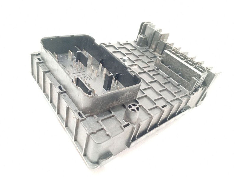 Recambio de caja reles / fusibles para volkswagen passat b7 variant (365) 2.0 tdi referencia OEM IAM 3C0937125A  